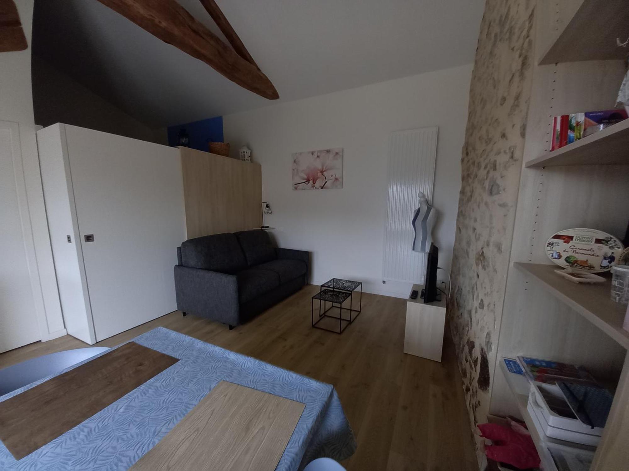 Gite La Petite Maison Montournais Екстер'єр фото